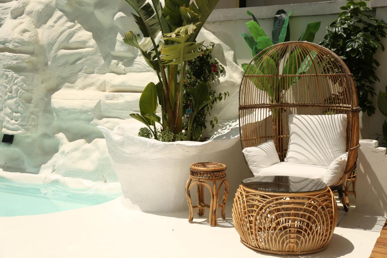 Relax Hotel Ksamil Exterior photo