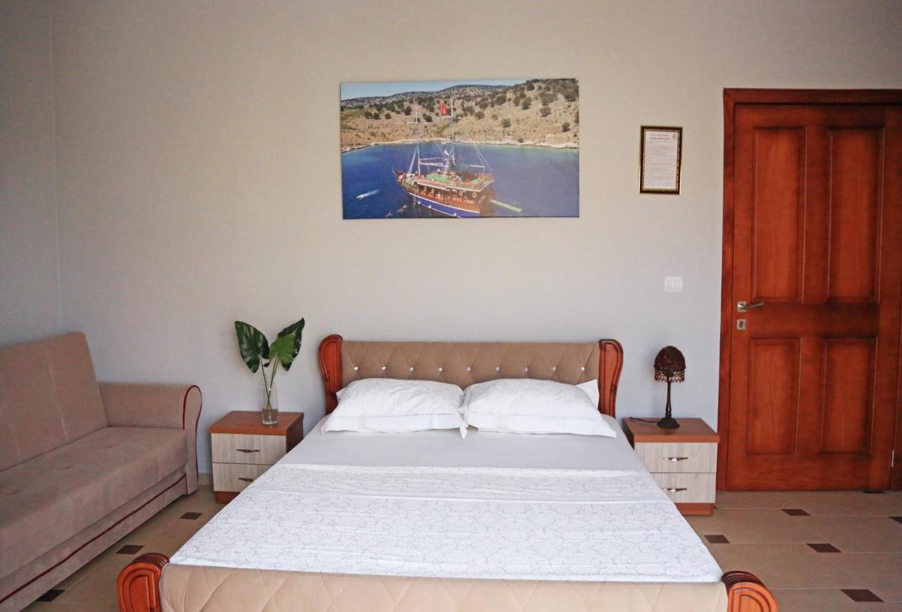 Relax Hotel Ksamil Exterior photo
